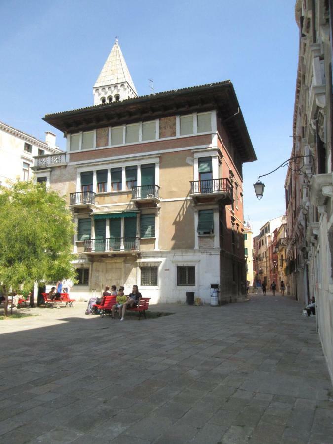 Sansamuele Lejlighed